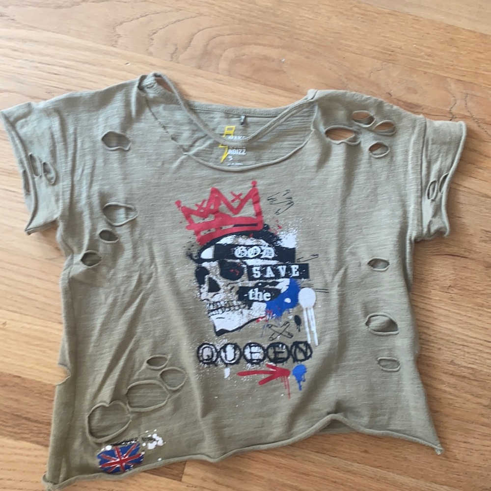 T shirt from NOIZZ